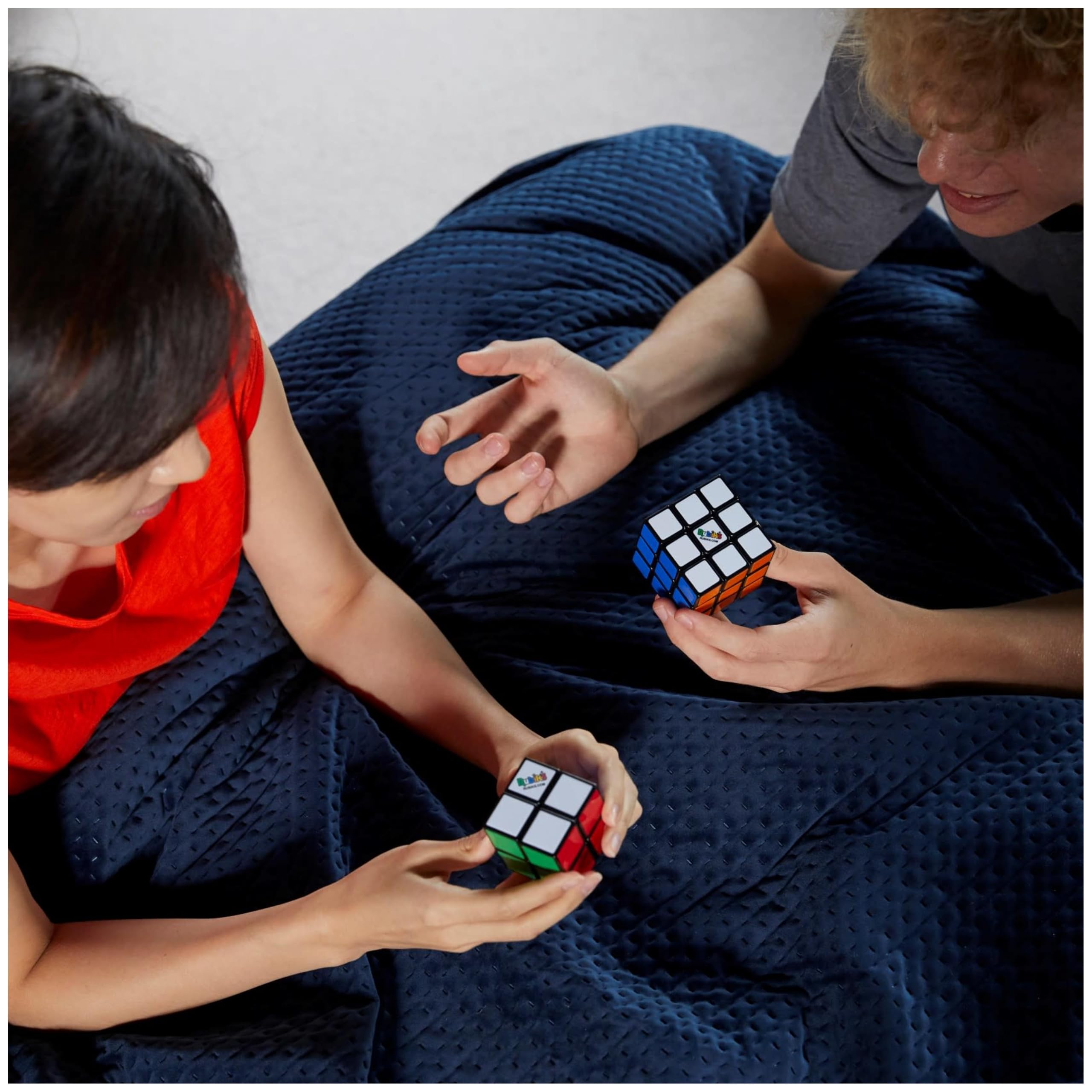 rubik-s-family-bundle-cubes-3x3-et-2x2-sans-autocollants image 3