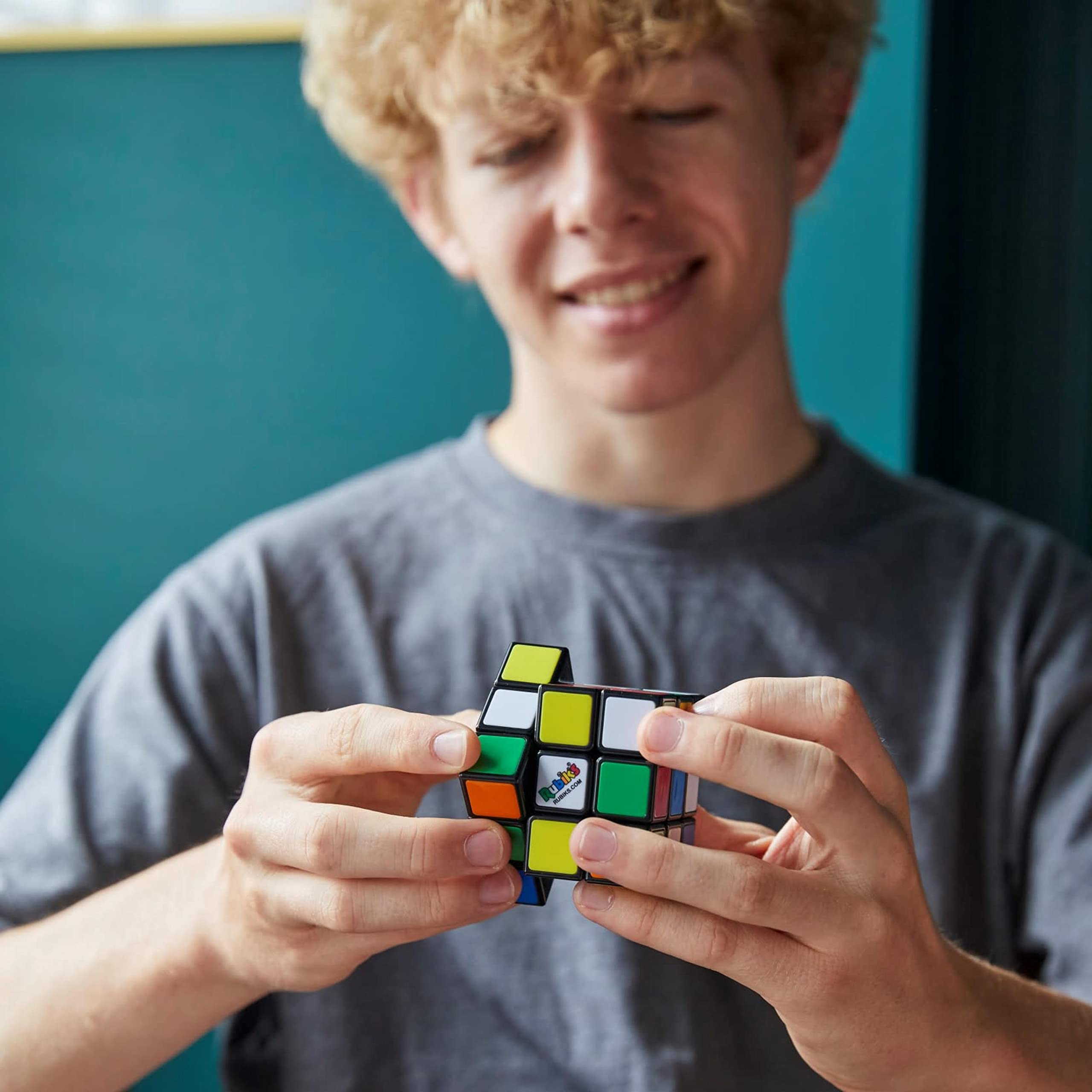 rubik-s-3x3-cube-6063192-cube-enfant-8-ans-sans-autocollants image 7