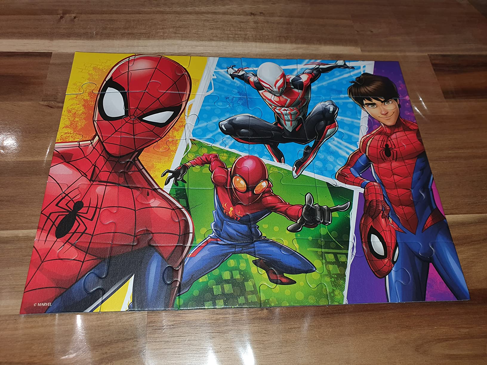 Spiderman géant