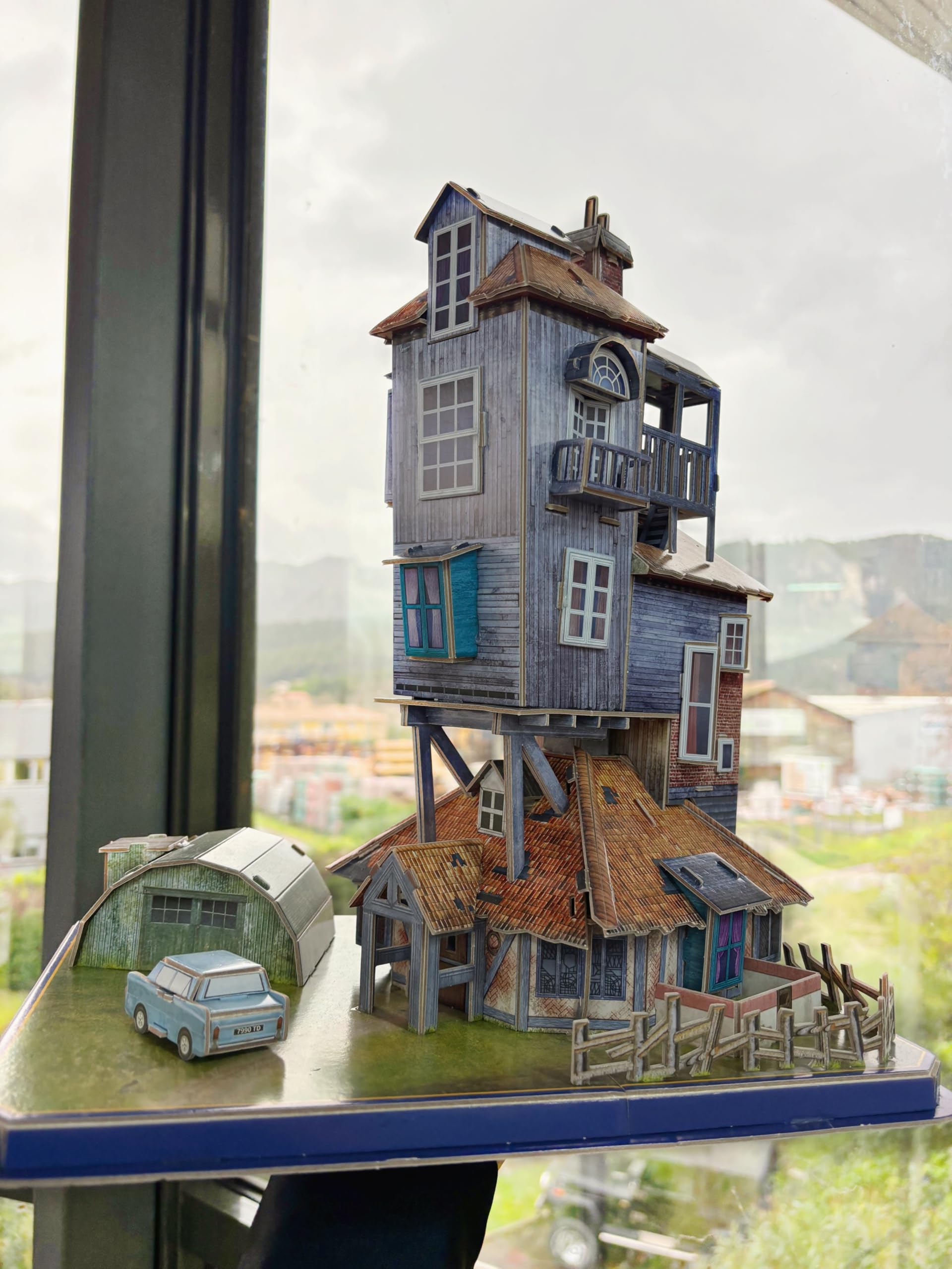 explora-maquettes-3d-harry-potter-le-terrier-puzzle-103-pi-ces image 8